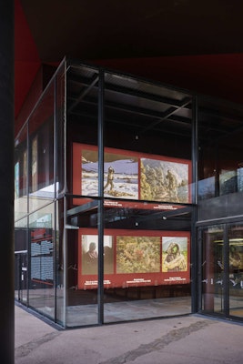 Prasiit Staphit's work in the outdoor lightboxes, 2024 © musée du quai Branly - Jacques Chirac, 